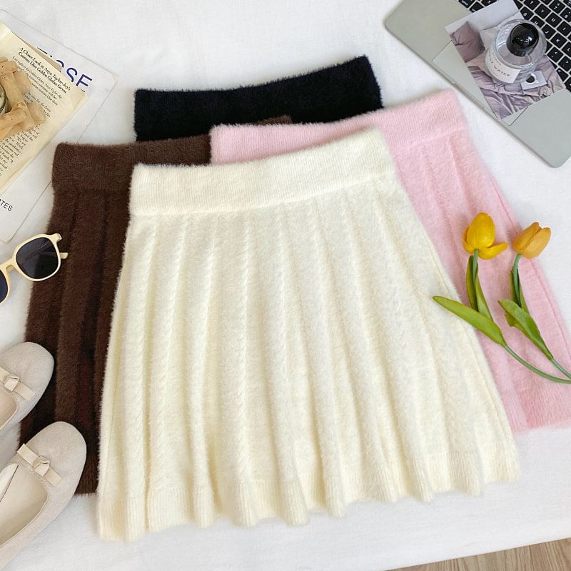 Knit Mid-Waist Solid Mini Skirt