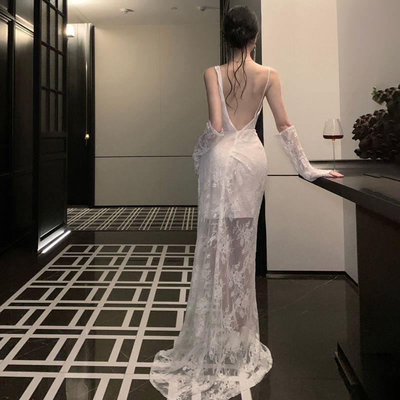 Set: Spaghetti Strap Open Back Lace Maxi Mermaid Dress + Arm Sleeves