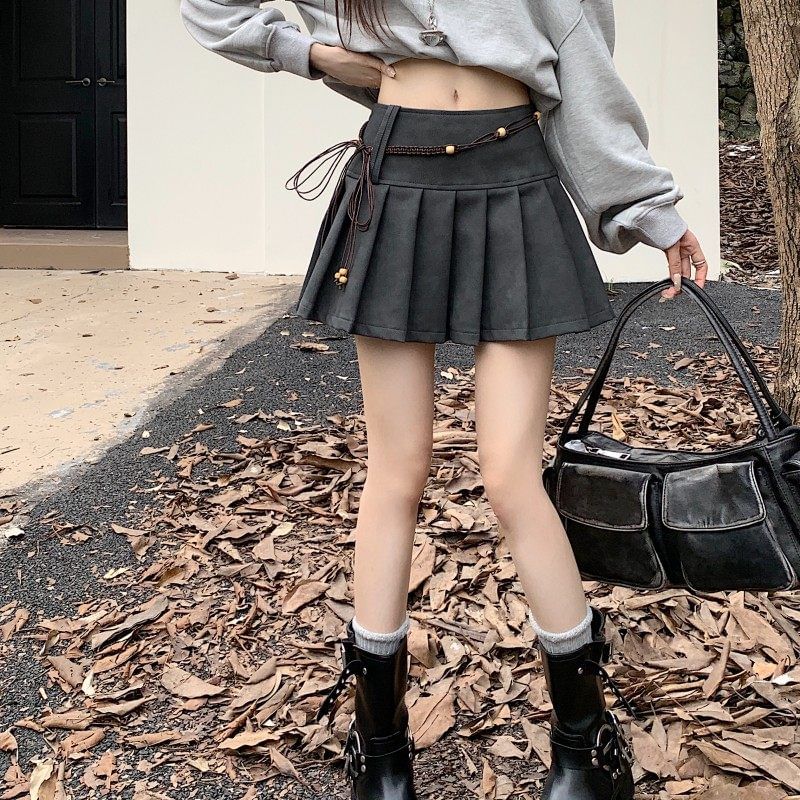 Mini Pleated Skirt with Mid Waist