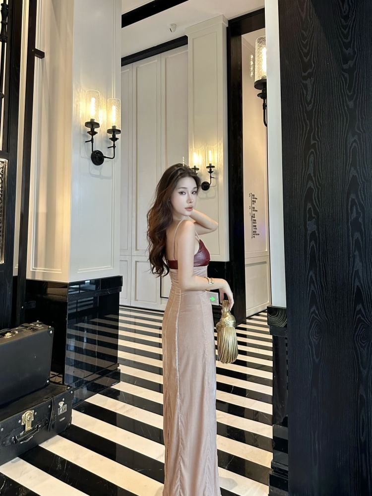 Spaghetti Strap V-Neck Two Tone Cutout Twisted Maxi Sheath Dress