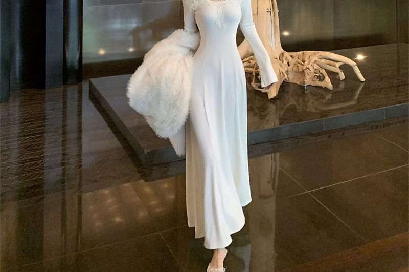 Long-Sleeve V-Neck Lace Panel Maxi A-Line Dress