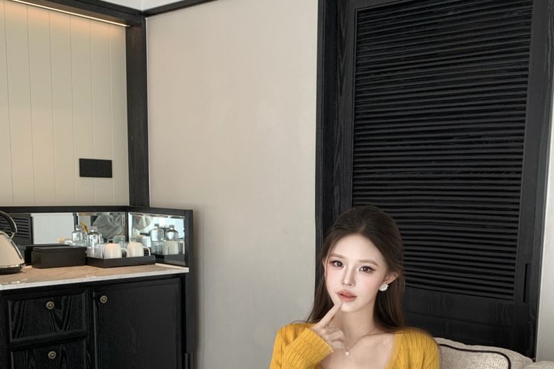 Set: Crew Neck Button-Up Plain Crop Cardigan + Camisole Top