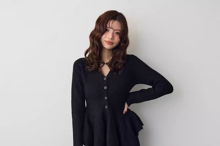 Set: V-Neck Plain Ruffle Hem Button-Up Cardigan + Mid Rise Wide Leg Pants