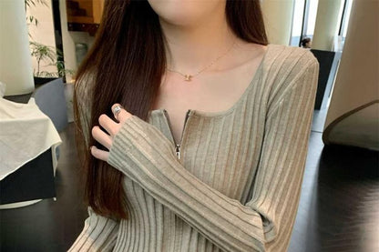 Scoop Neck Zip-Up Plain Crop Cardigan