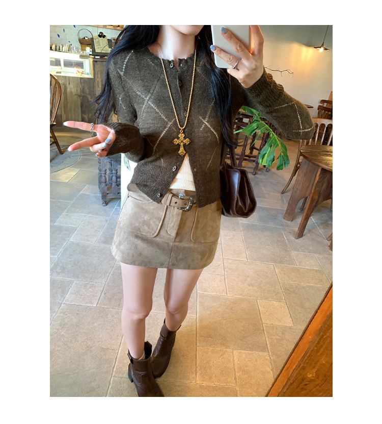Button-Up Plain Crop Cardigan