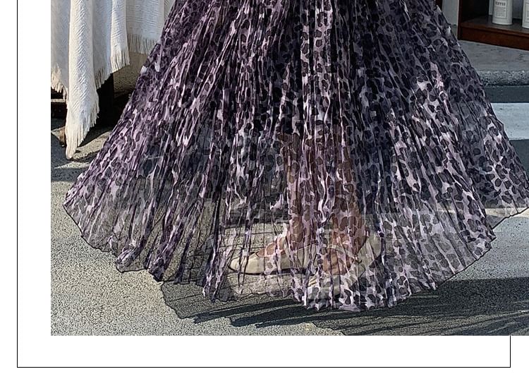 Leopard Print Crinkle Mesh Maxi Skirt