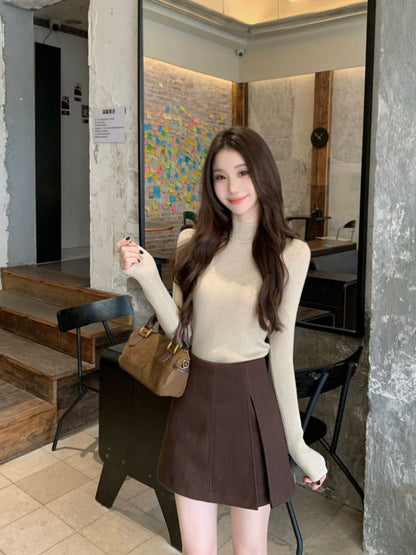 Plain Slit Mini A-Line Skirt