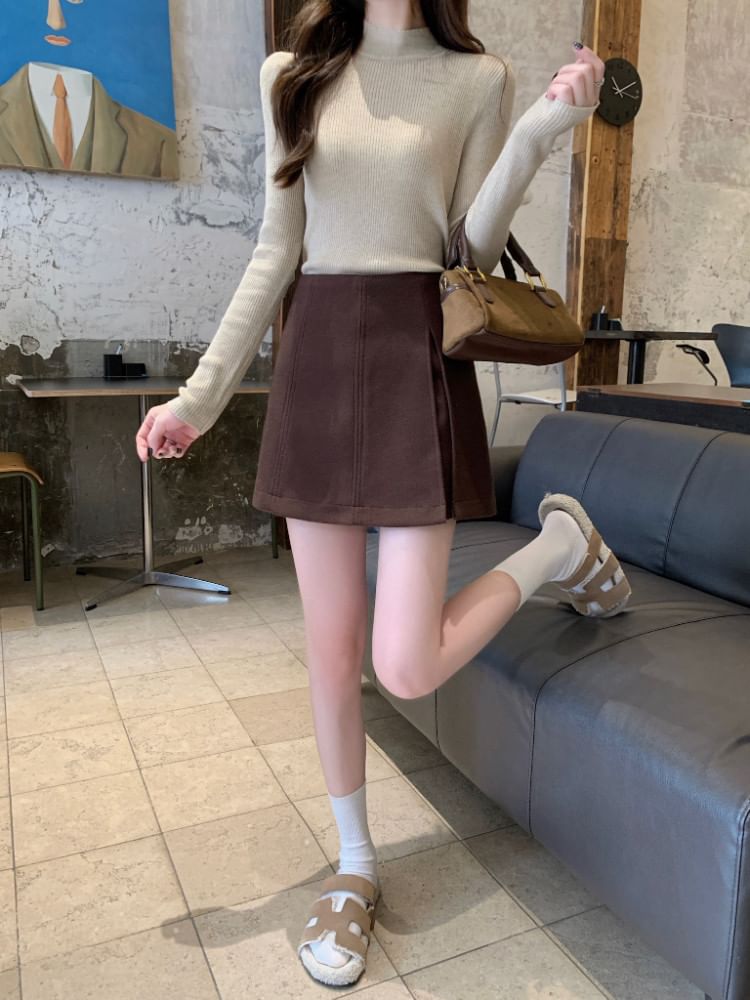 Plain Slit Mini A-Line Skirt