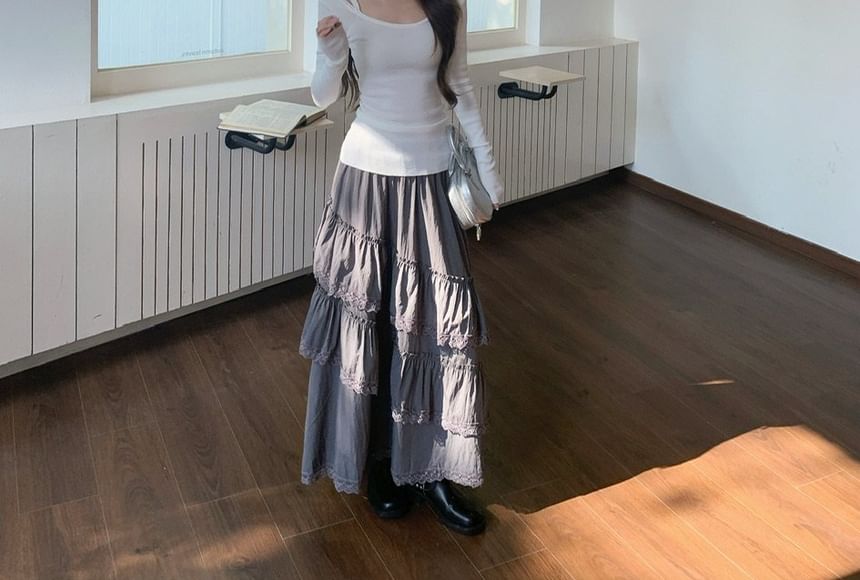 Cold Shoulder Tee with Asymmetric Lace Midi Skirt
