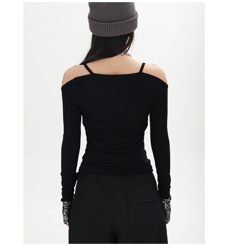 Sequin Panel Cold Shoulder Crop Tee