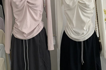Ruched V-Neck Fitted Long Sleeve Tee