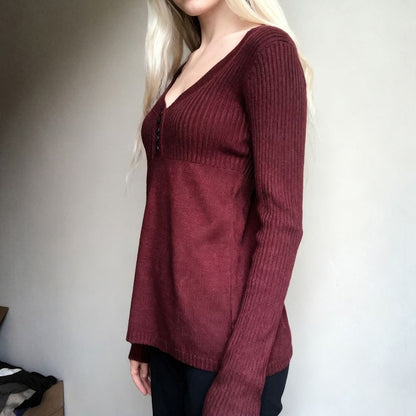Knit V-Neck Long Sleeve Top