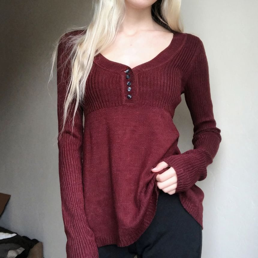 Knit V-Neck Long Sleeve Top
