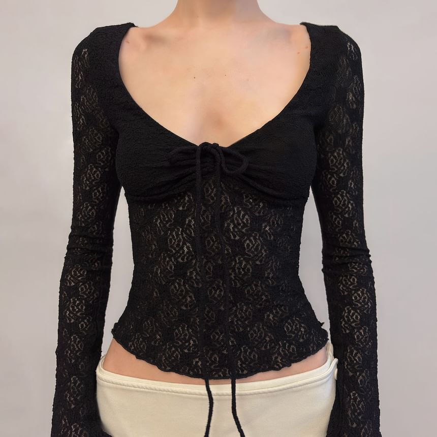 Scoop Neck Lace Crop Tee