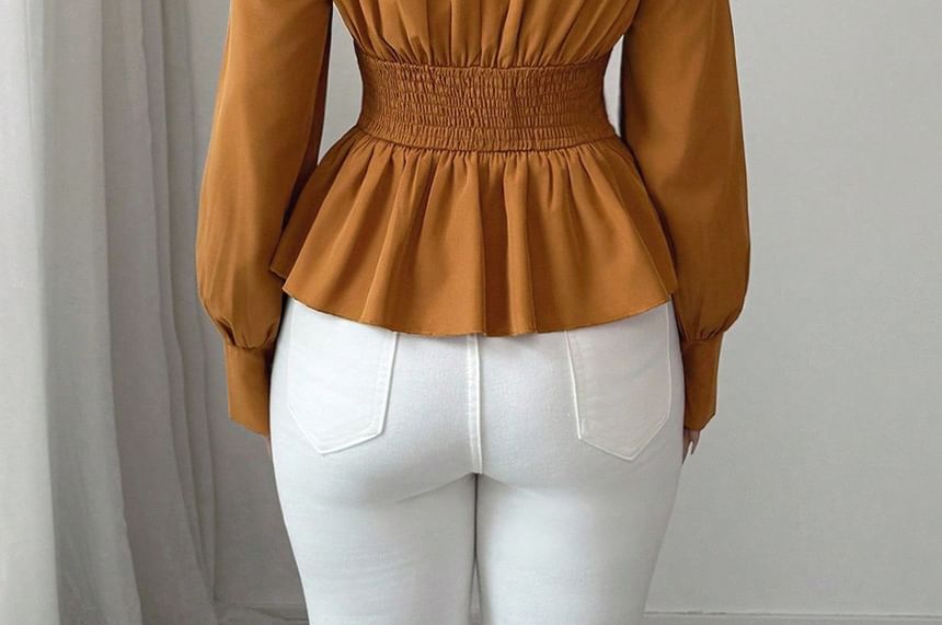 Pleated Hem Blouse in Solid Color with Crew Neck and Long Sleeves