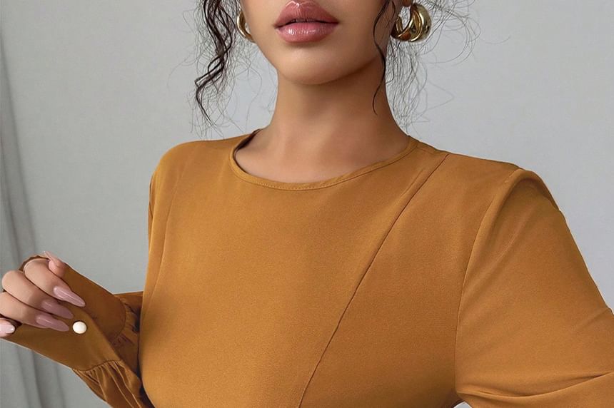 Pleated Hem Blouse in Solid Color with Crew Neck and Long Sleeves
