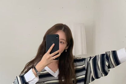 Striped Lace Trim V-Neck Tee with Collar