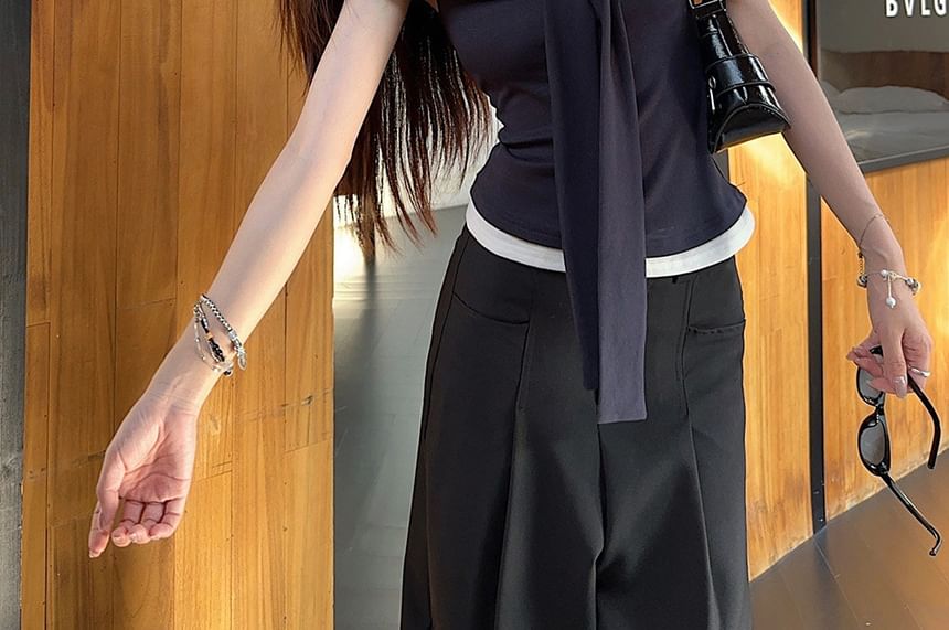 Two-Tone Cap-Sleeve Scoop Neck Tee