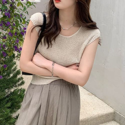 Short Sleeve Crew Neck Striped Knit Blouse