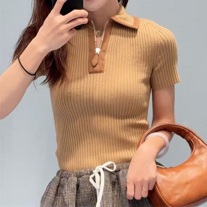 Contrast Trim Half-Zip Knit Polo