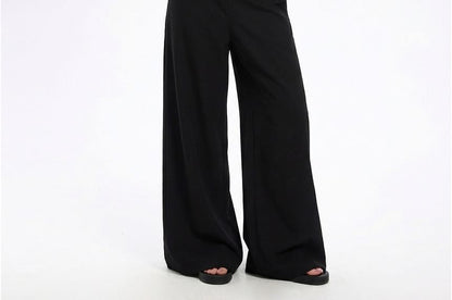 Halter Neck Open Back Cropped Tee