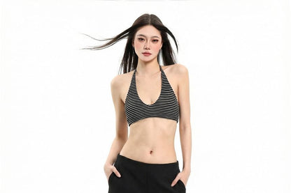 Halter Neck Open Back Cropped Tee
