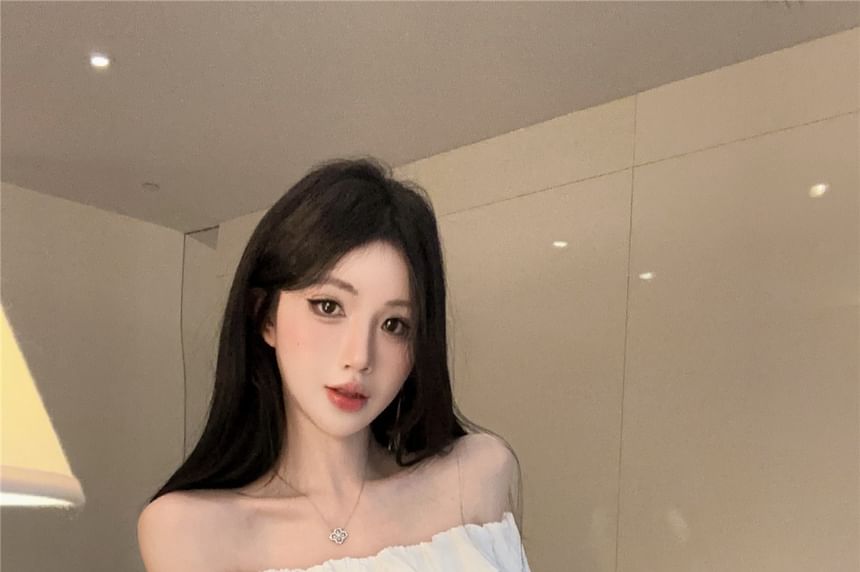 Long Sleeve Off-the-shoulder Solid Ruffle Trim Cropped Button Top