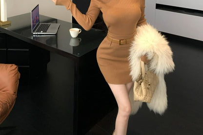 Extended Sleeve Off Shoulder Solid Sweater / Mid Rise Solid Mini Pencil Skirt