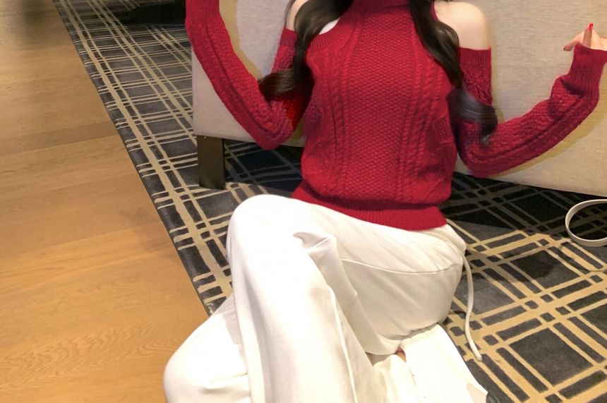 Cold Shoulder Turtleneck Solid Cable Knit Pullover