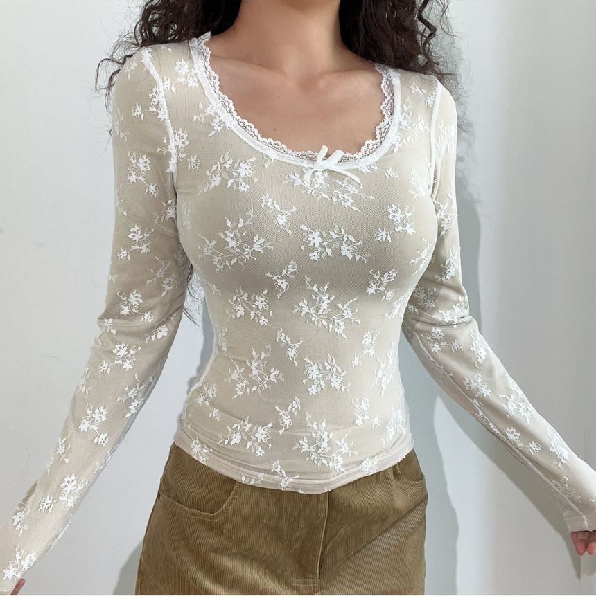 Long Sleeve U-Neck Lace Tee