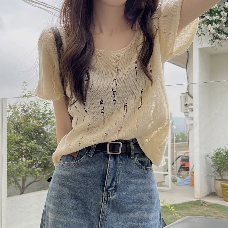 Distressed Crew Neck Short-Sleeve Knit Top