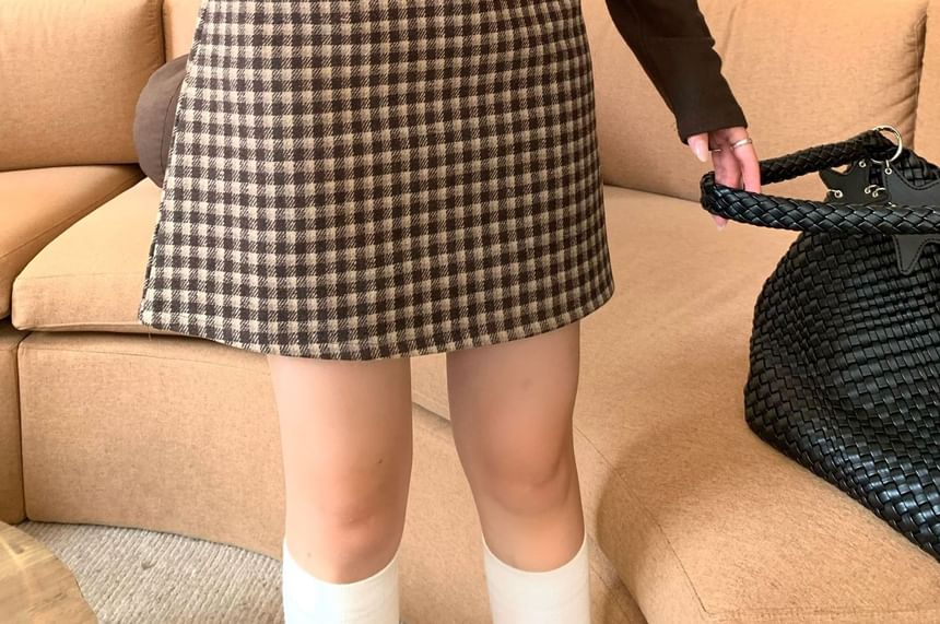 Plaid Mini A-Line Skirt with Mid Rise
