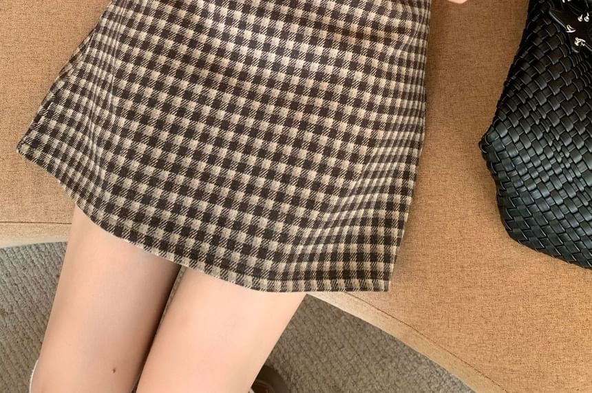 Plaid Mini A-Line Skirt with Mid Rise