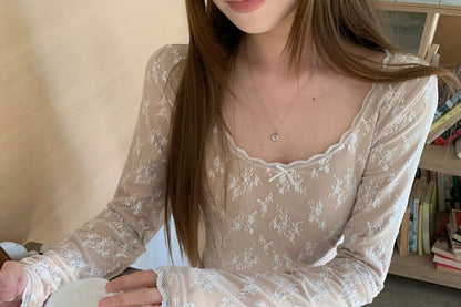 Long Sleeve Scoop Neck Lace Slim Blouse