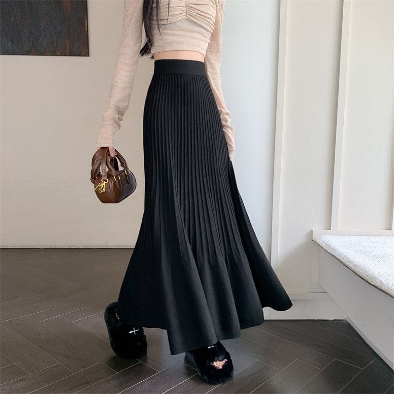 Accordion Pleated Midi Knit Skirt with High Waist