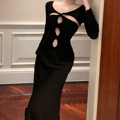 V-Neck Cutout Slim Crop Knit Top with Long Sleeves