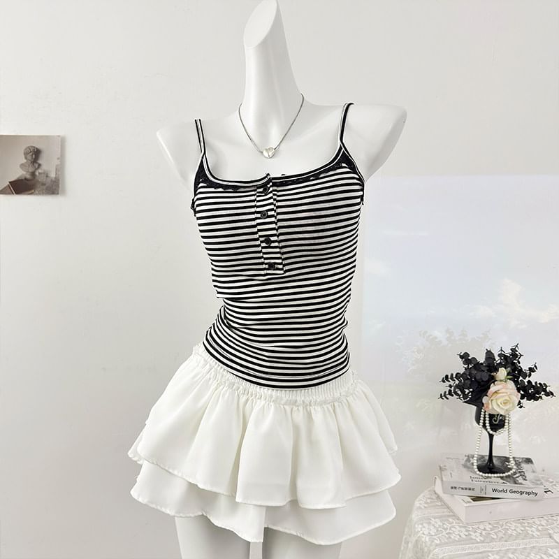 Padded Scoop Neck Camisole with Lace Accents