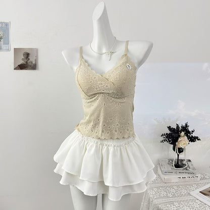 Lace Trim Slim-Fit Camisole with V-Neck