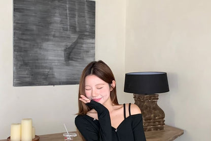 Long-Sleeve Button-Front V-Neck Crop Top