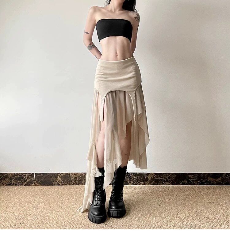 Asymmetric Low Waist Skirt