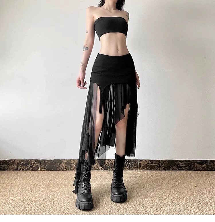 Asymmetric Low Waist Skirt
