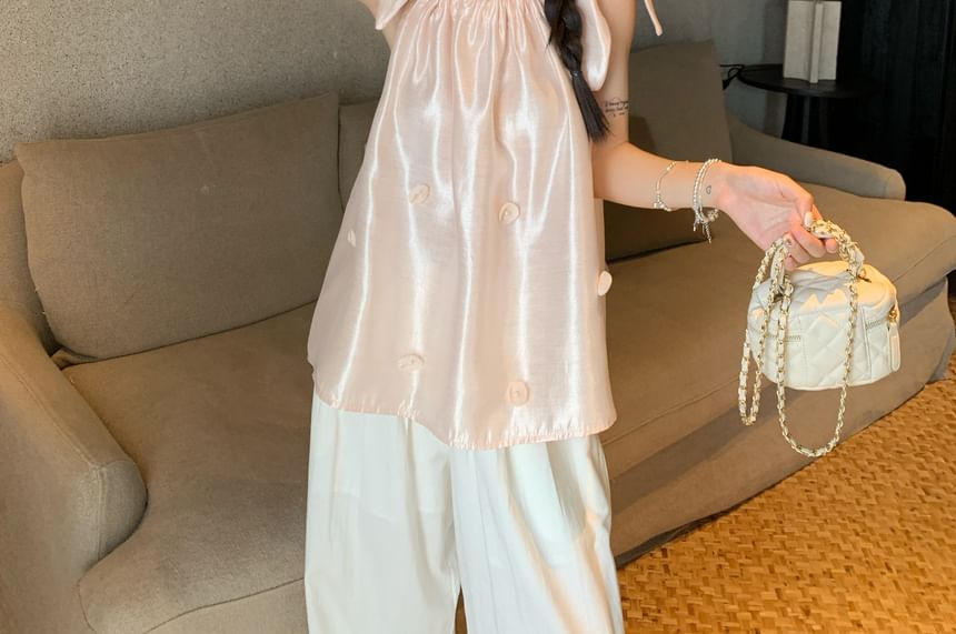 Satin Sleeveless Blouse in Solid Color