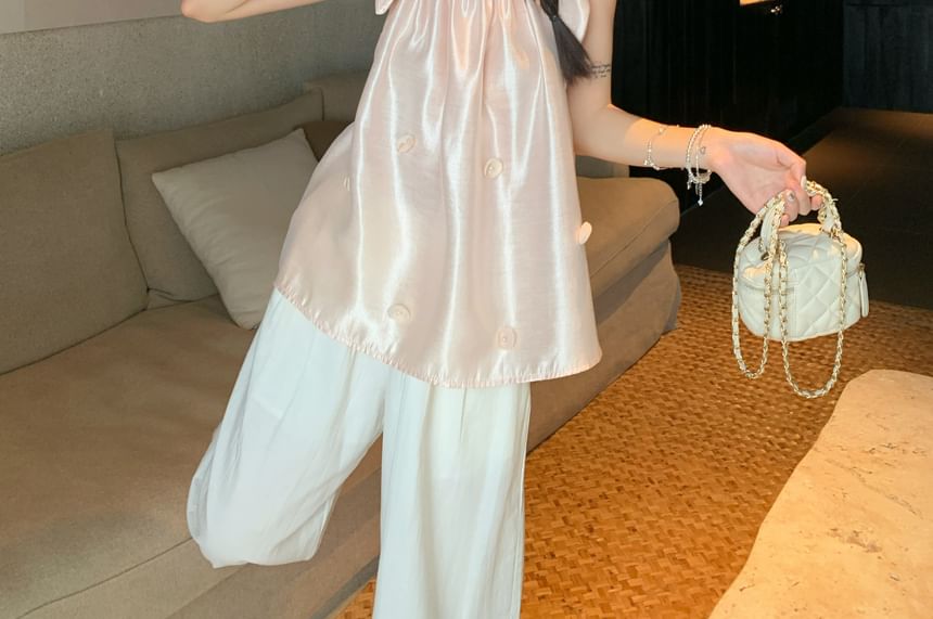 Satin Sleeveless Blouse in Solid Color