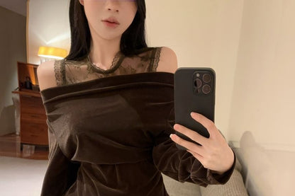 Long-Sleeve Cold Shoulder Lace Panel Velvet Top