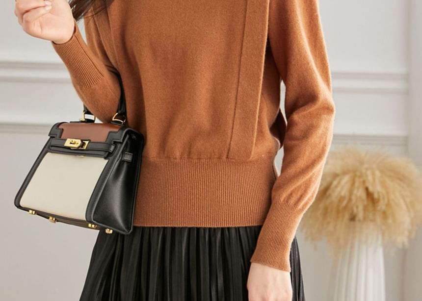 High Neck Long-Sleeve Minimalist Sweater
