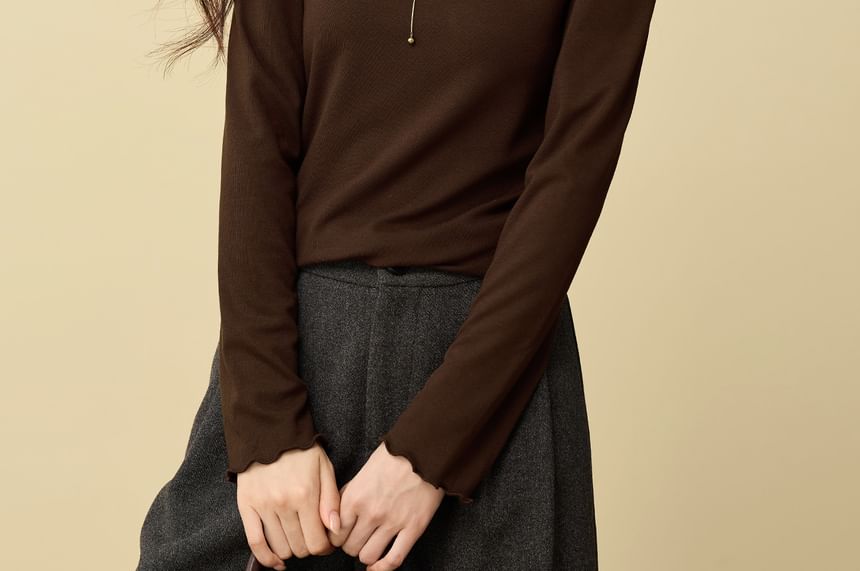 Crew Neck Tee with Long Sleeves and Ribbed Hem