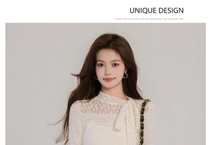 Long-Sleeve Mock Neck Lace Panel Ruched Slim Fit Top