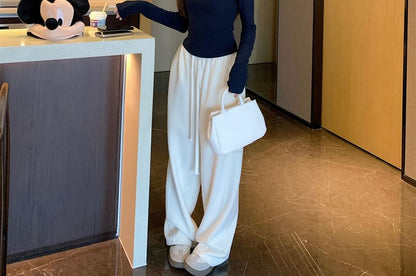 Long-Sleeve Scoop Neck Plain Lace Trim Crop T-Shirt
