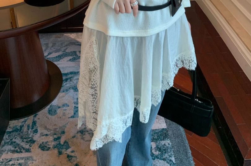 Round Neck Mock Two Piece Lace Panel Long Top
