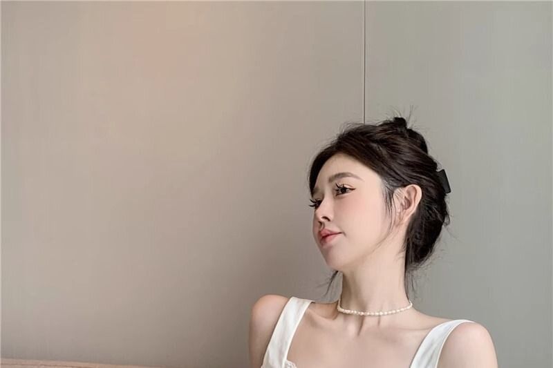 Square Neck Plain Lace Trim Sleeveless Top